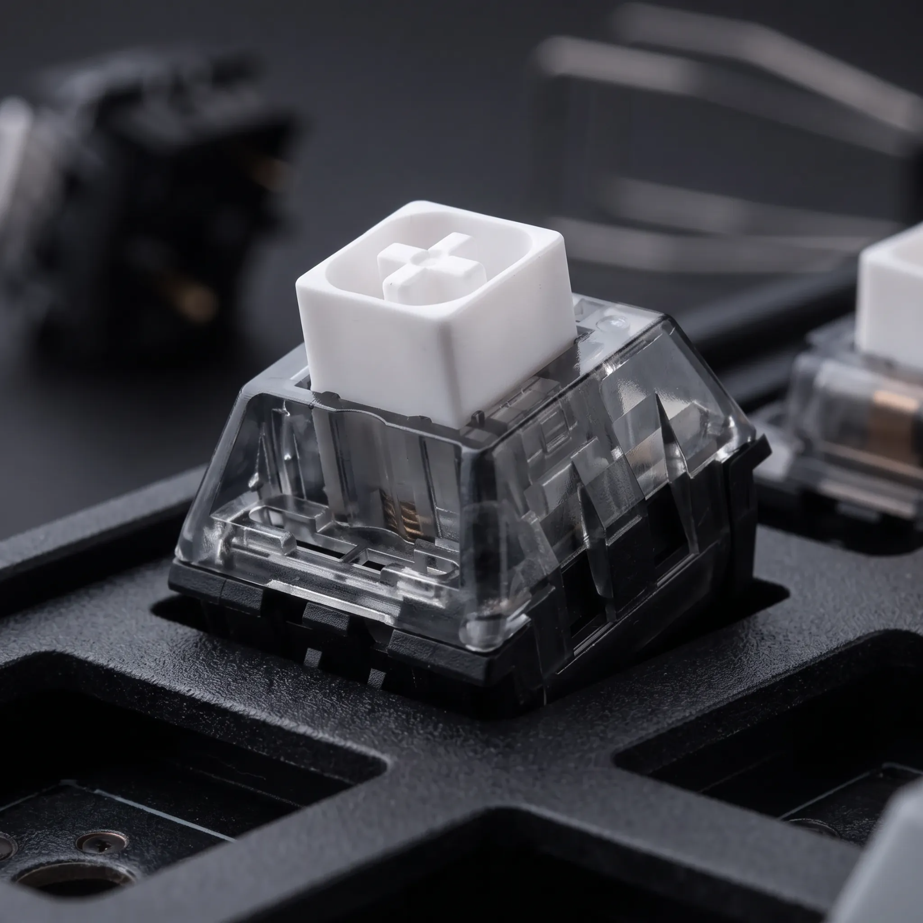 Gaming Keyboard Hot Swappable - Kailh Box Beyaz V2 Tıklamalı Anahtar