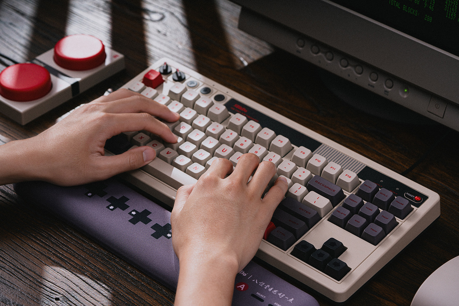 8Bitdo Retro Mekanik Klavye, W - Gaming Keyboard Hot Swappable incelemesi ve fiyatı