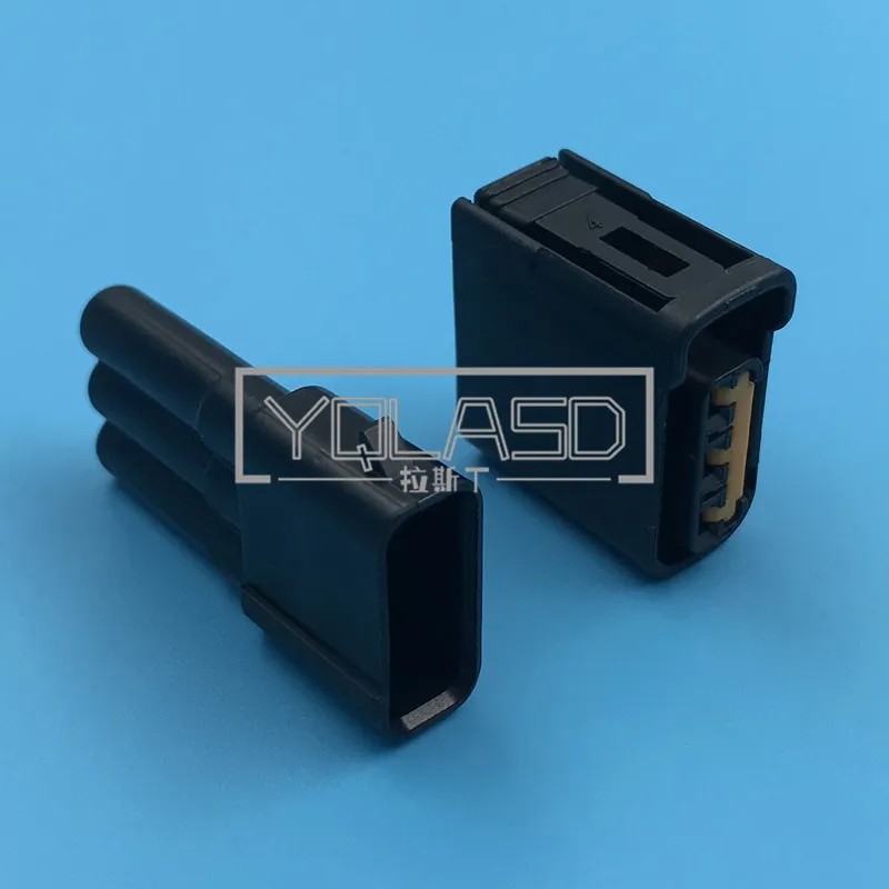 1 takım 3 Yollu Siyah Otomatik - Coiled Usb Cable incelemesi ve fiyatı